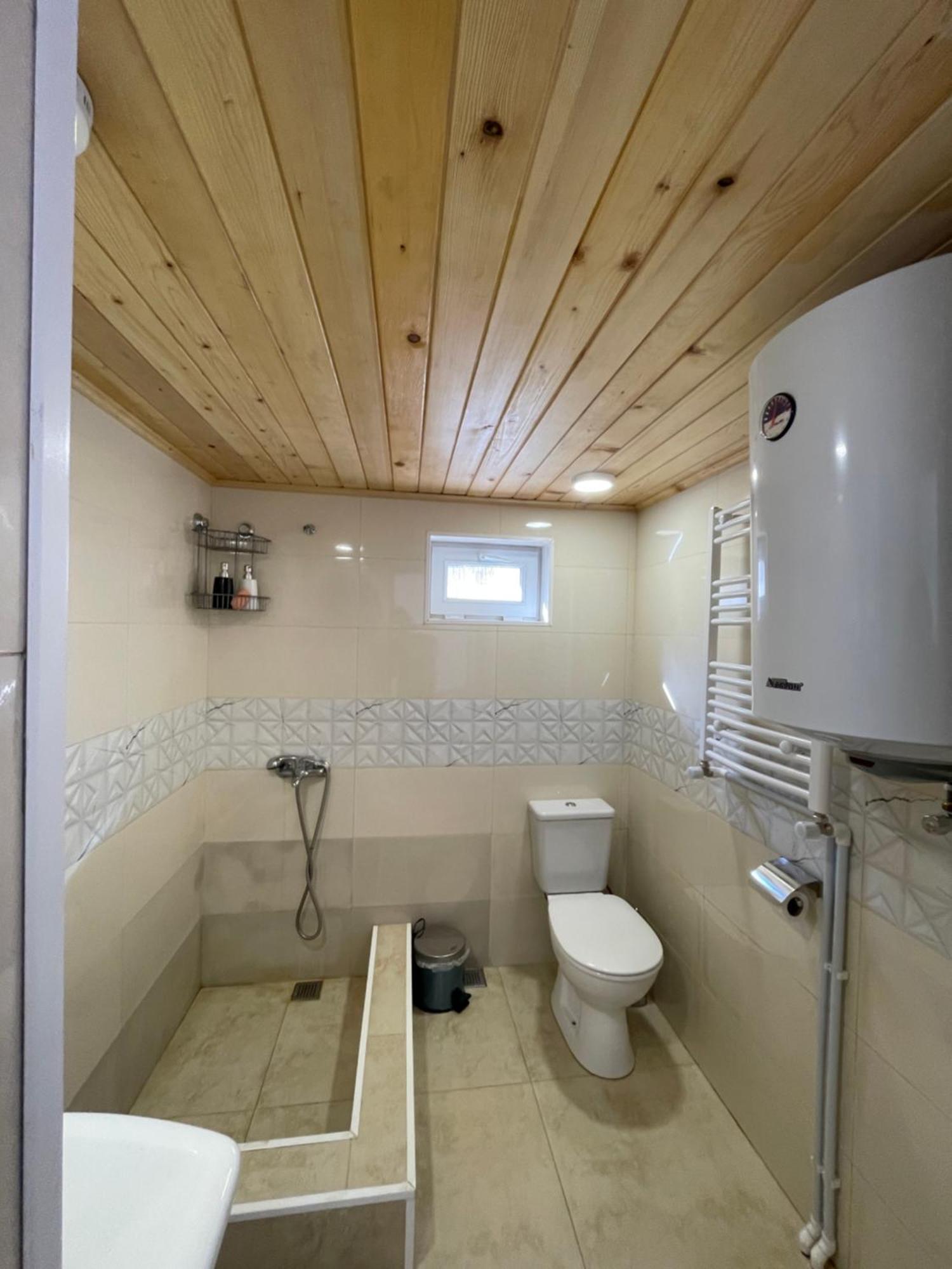 Mamuka Chartolani Guesthouse Mestia Dış mekan fotoğraf